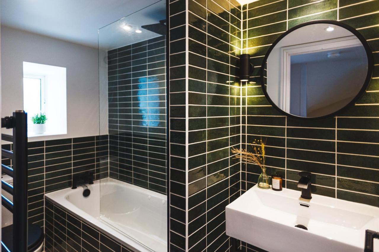 Cathys Cottage, Sun Trap Patio, Modern 3 Bed, Central, Parking 크류케른 외부 사진